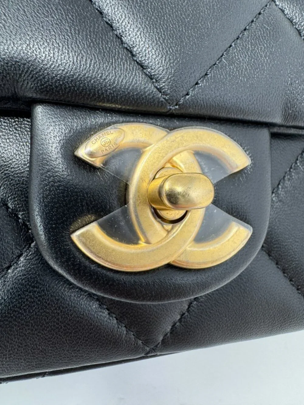 CHANEL refined expression